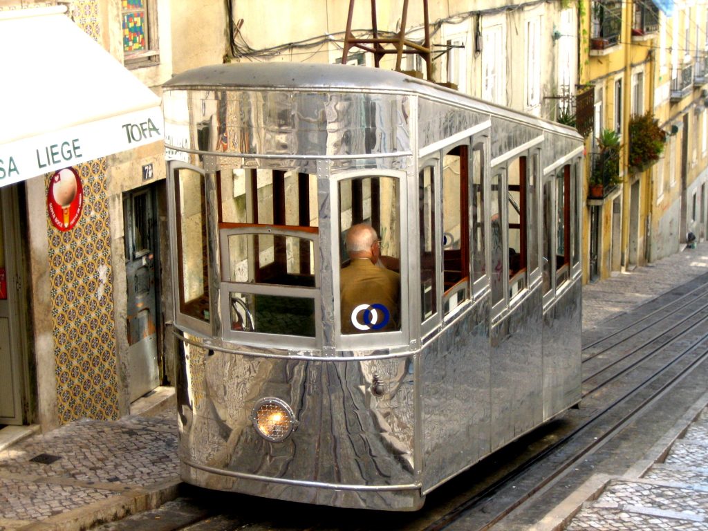 tram-lissabon-032 Lissabon tramvia 28