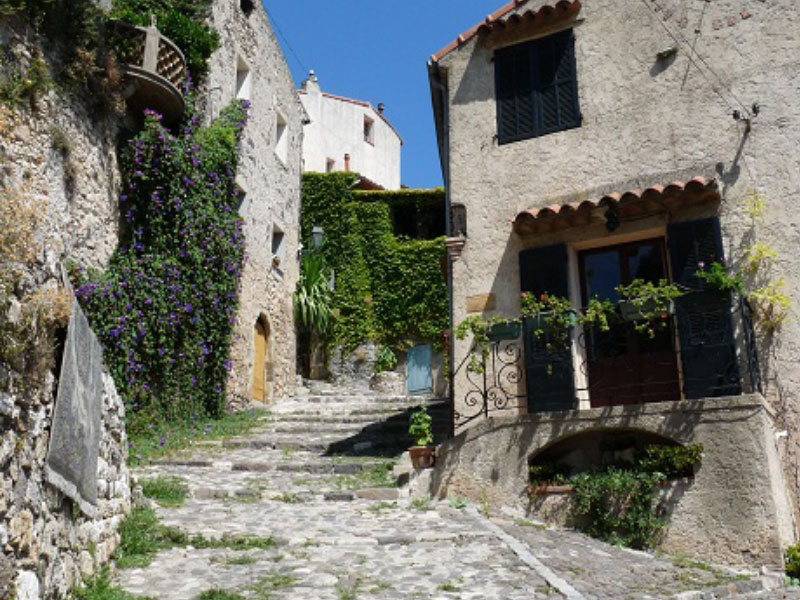 Beitragsbild - Biot – Nizza Côte d'Azur - kleines Dorf aus Stein