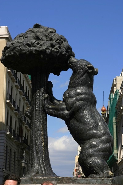 Madrid Puerta del Sol "oso y madrono"