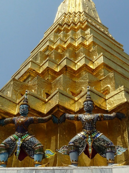 Bangkok- Wat Phra Kaew Grand Palace Tempel Götter und affen