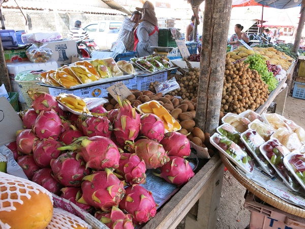 Markt in Thailand Drachenfrüchte