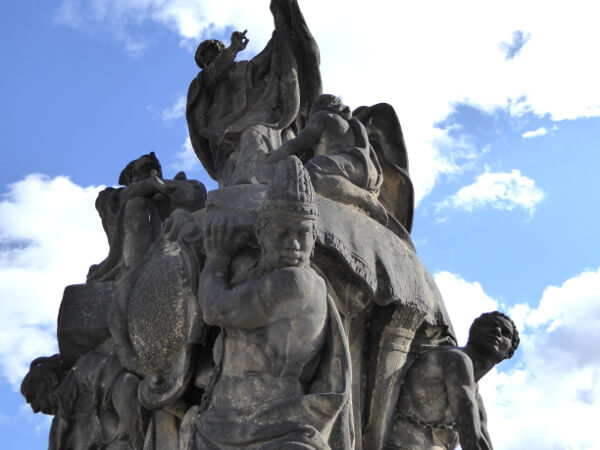 statuen Karlsbrücke Prag Franziskus Xaver