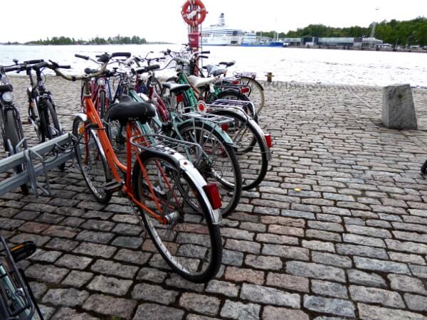 Helsinki Räder im Hafen