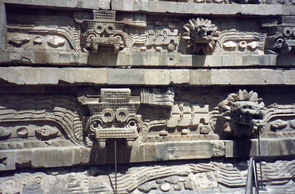 mexiko Quezalcoatl tempel teotihuacan pyramiden