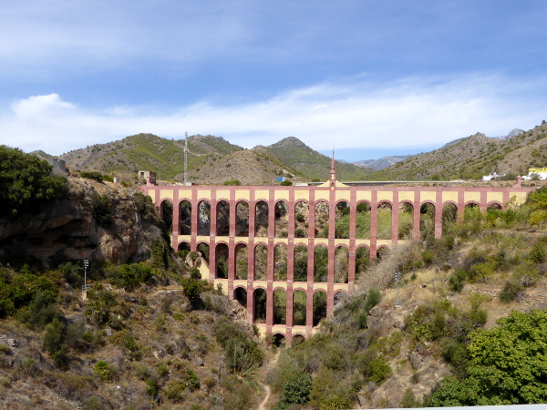 aquaedukt-nerja-freibeuter-reisen