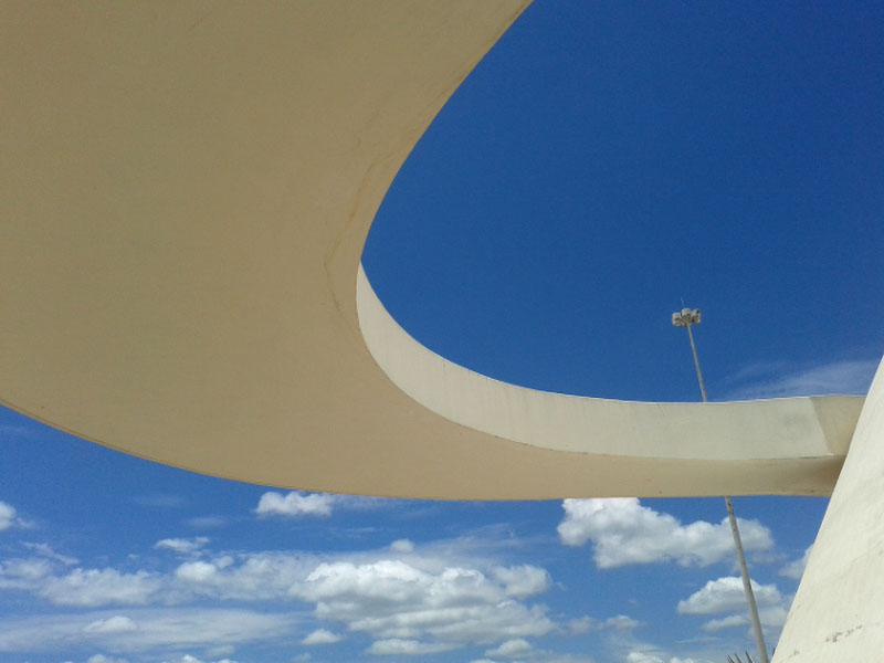 Architektur Brasilia Museo Nacional freibeuter reisen Brasilien.