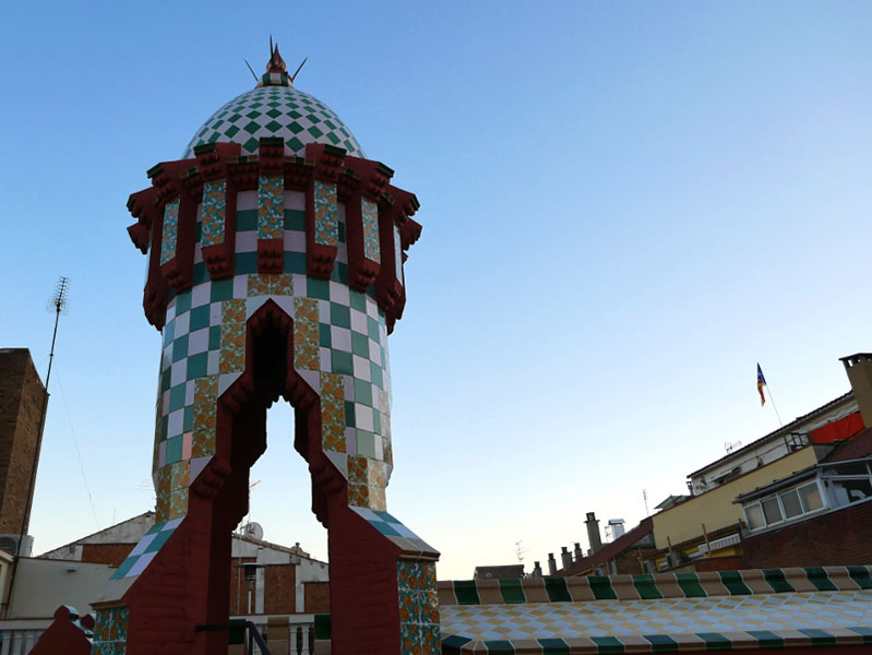 Casa Vicens Barcelona dach