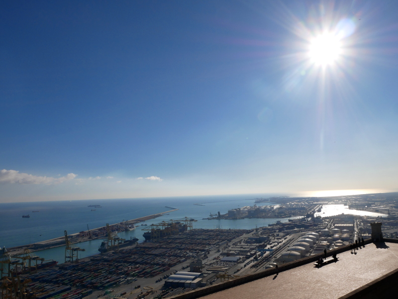 Blick hafen Castell Montjuïc Barcelona