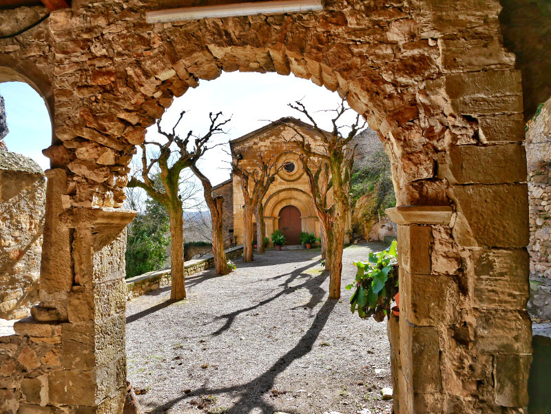 kirche santuari castell de montsonís 