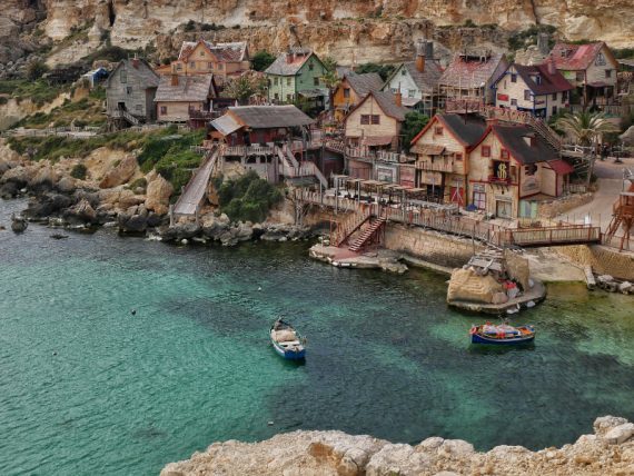 Popeye village auf malta anchor bay