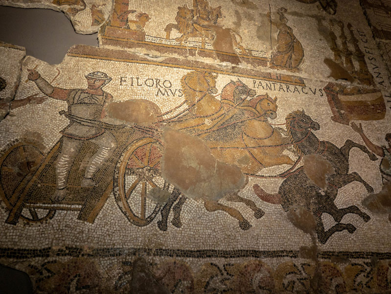 Museu historia girona frau freibeuter reisen mosaik