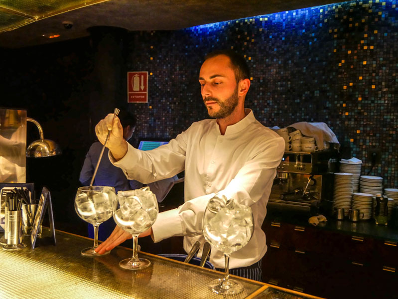 gin menu indigo Restaurant Girona f