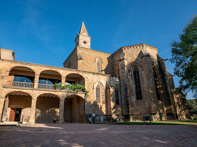  kloster monestir avellenes