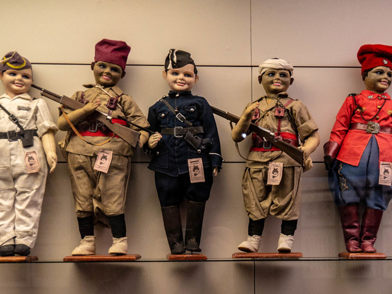 soldaten puppen figueres spielzeugmuseum