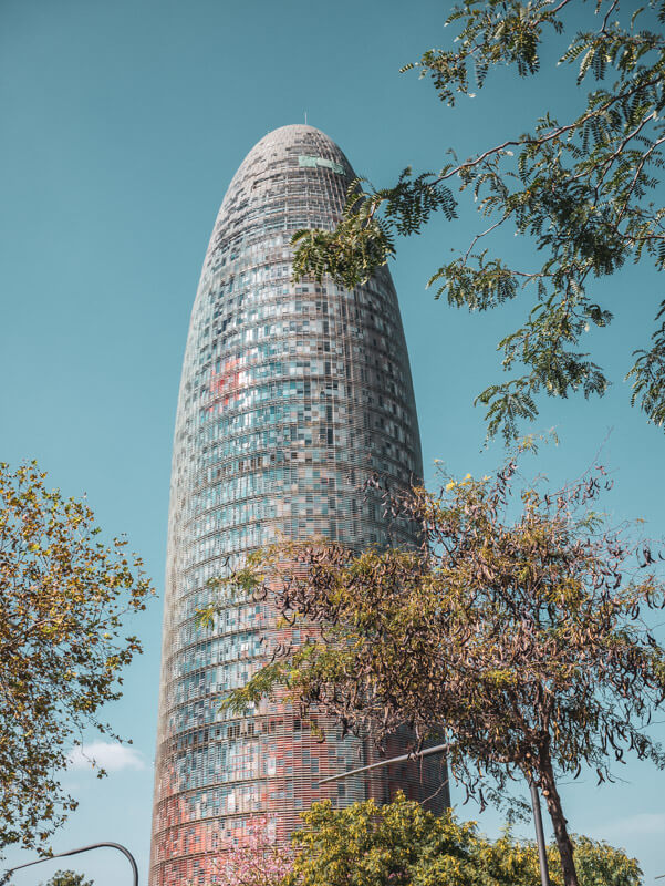 torre agbar barcelona