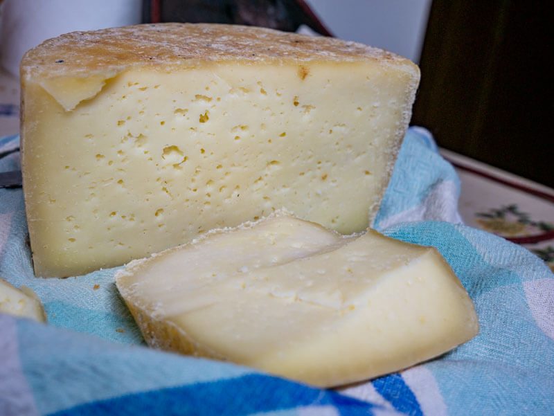 Queso Roncal Kaese