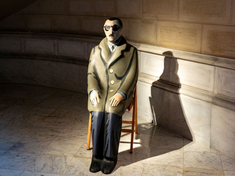 der zuschauer museu art prohibit barcelona