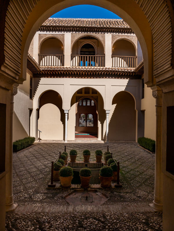 albaicín Granada palacio dar al-Horra