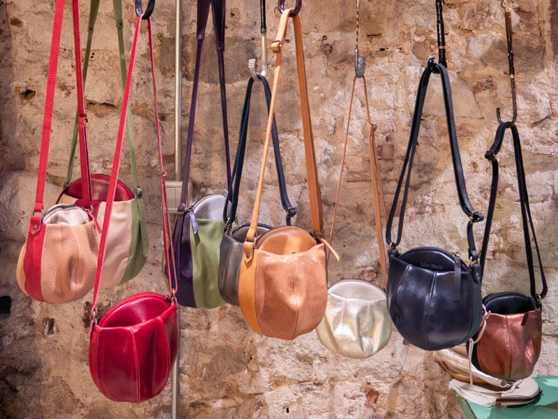 handtaschen Design Lisa Lempp Shopping in Barcelona