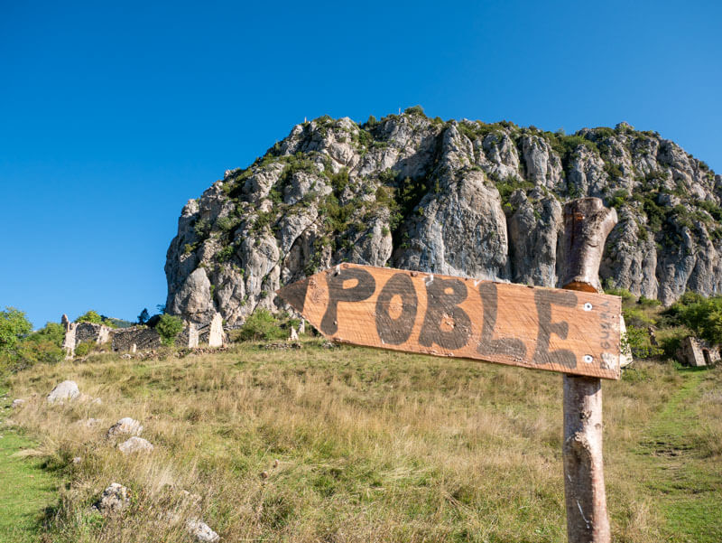 Peguera, pueblo abandonado, verlassenes Dorf im Berguedà
