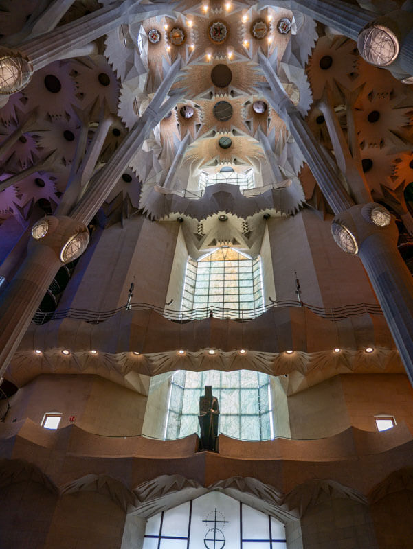 Glorienseite innen sagrada familia